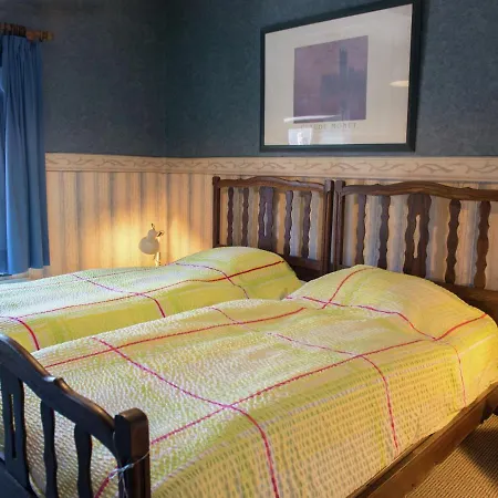 Semesterbostad Spacious In Theux With Swimming Pool