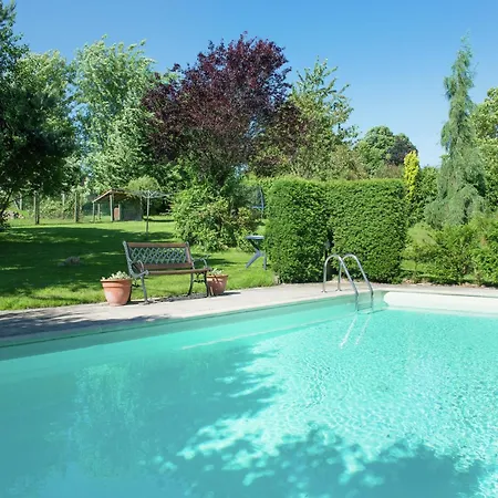 Spacious In Theux With Swimming Pool Desnié