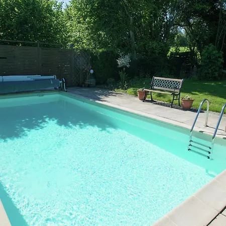 Vakantiehuis With Pool *